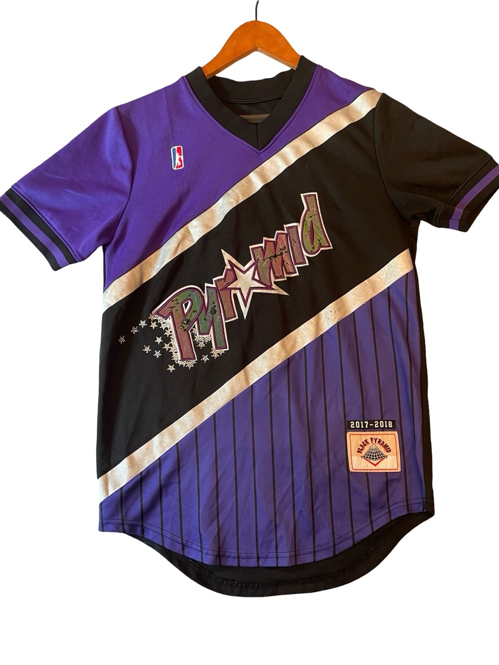 Black Pyramid Jersey Purple and Black Men’s Size Medium